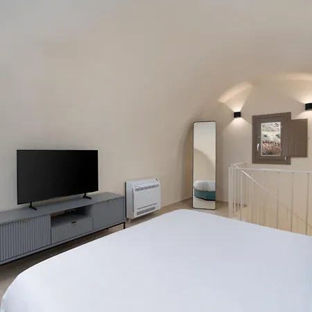 Bay View Residences Santorini 펜션 Akrotírion