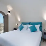 Bay View Residences Santorini